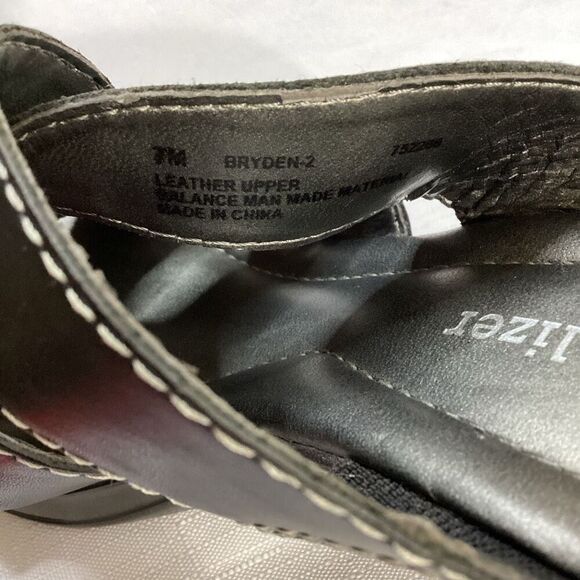 Naturalized Black Leather Slide-on Heeled Sandal Size 7 - Picture 9 of 9